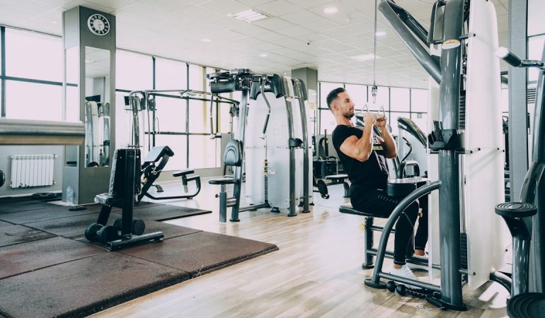 Ares Sports Club is one of the best equipped clubs in Karaj. The club is built on 6 floors and provides services to men and women at the same time. This project was photographed in 2018 by Sam Moqadam.